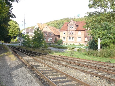 MEC Stadthagen: Bahnhof Steinbergen: Bahnsteig Okt. 2009