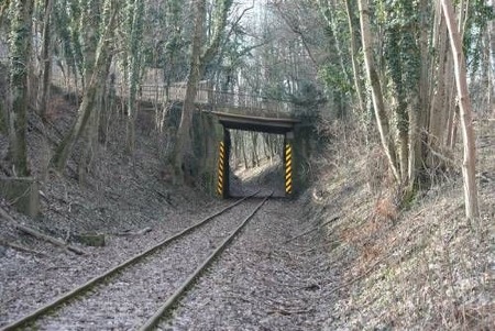 MEC Stadthagen: Zufahrt zum Steinbruch. April 2013