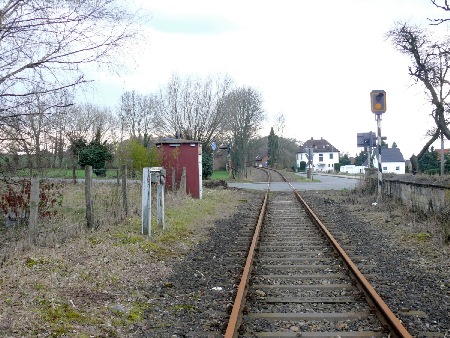 MEC Stadthagen: Bahnübergang Sülbeck - Kirchorster Straße im Jahr 2009