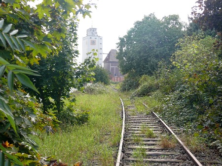 MEC Stadthagen: Rinteln - ehemaliges Anschlussgleis Weserhafen im Jahr 2010